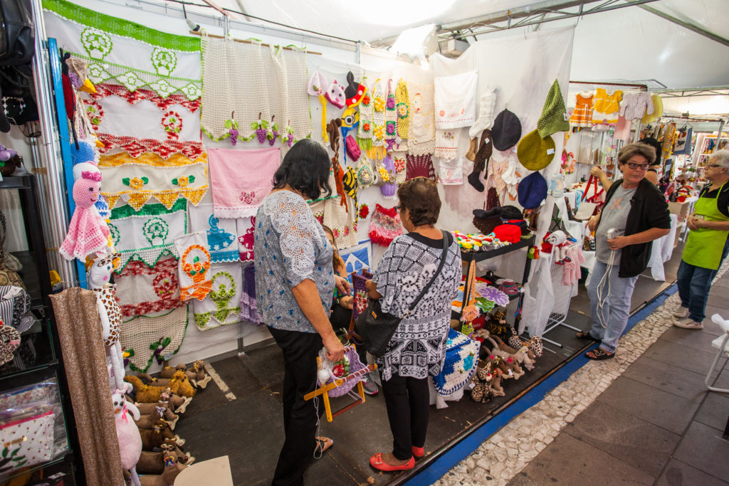 O evento contou com a participação de 45 grupos de artesãs