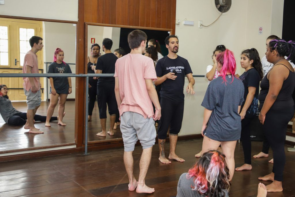 Oficinas da Semana da Dança na Antiga Estação de Trem