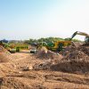A usina de reciclagem de resíduos da construção civil de Canoas recebeu mais uma parte do maquinário, que produz 150 toneladas por hora