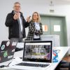 A capacitação, com etapa presencial iniciada nesta semana para 150 educadores, já é feita diretamente nos chromebooks, recebidos na terça-feira (3) no município