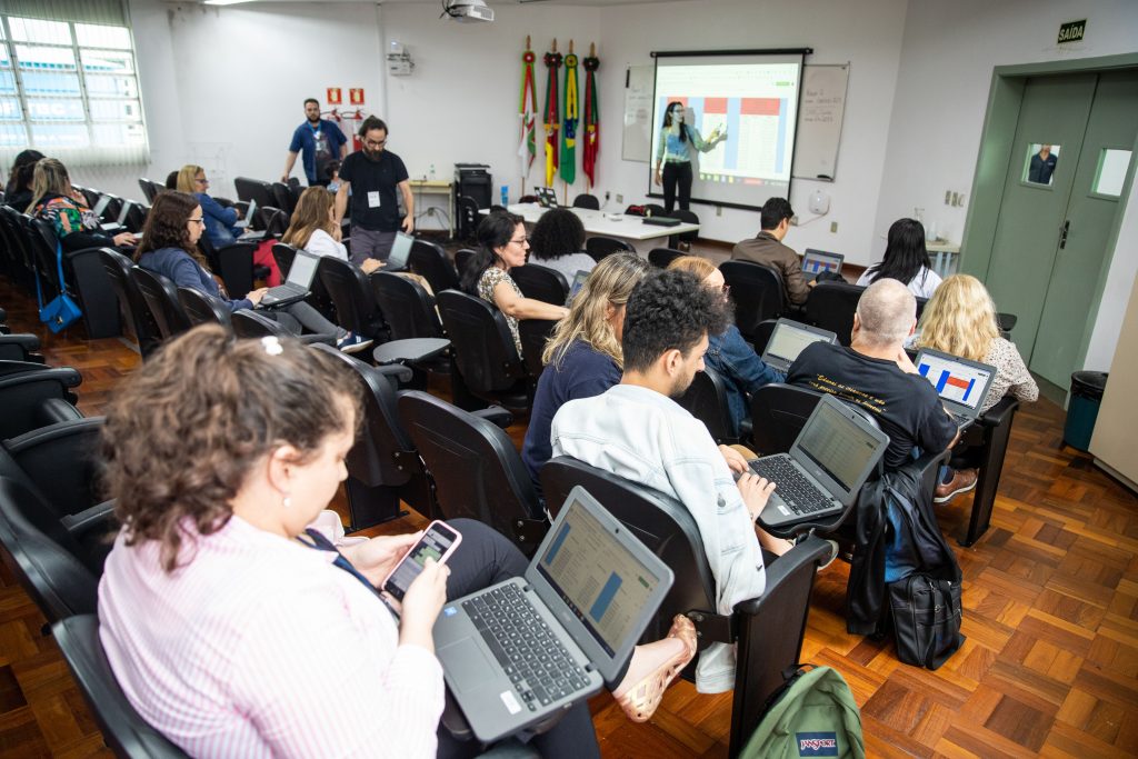 Formação de professores para o Google For Education avança em Canoas