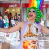O Dia da Visibilidade Trans foi celebrado na manhã desta quarta-feira (29), com uma performance e divulgação de informações no Calçadão de Canoas. O evento foi realizado pela Diretoria da Diversidade e Comunidades Tradicionais, da Secretaria de Direitos Humanos e Participação Social de Canoas.