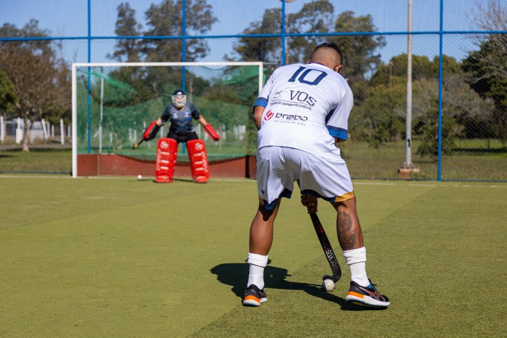 Hóquei em Campo - CONDUÇÃO DE BOLA 