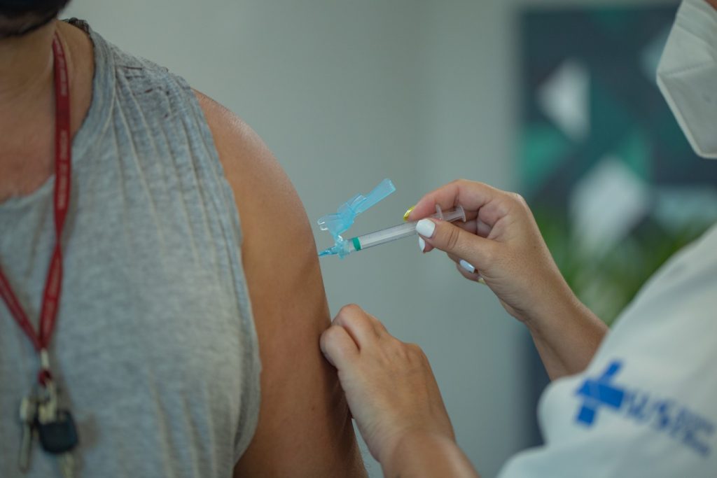 Vacinação Quinta-feira dedicada à segunda dose da Pfizer