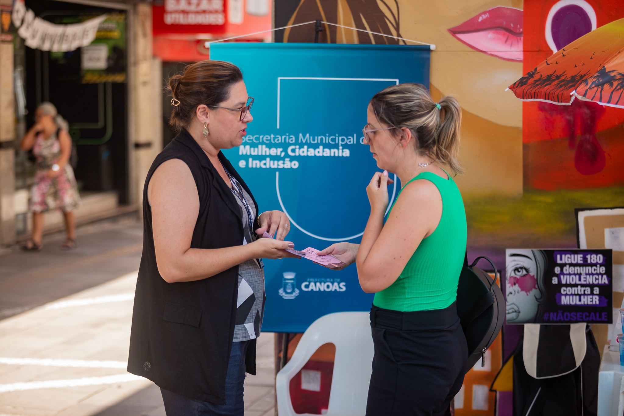 Campanha Verão sem Violência promove primeira ação de conscientização no Centro de Canoas