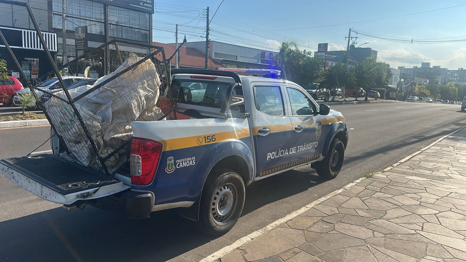 Polícia de Trânsito recupera aparelhos de ar-condicionado furtados em Canoas