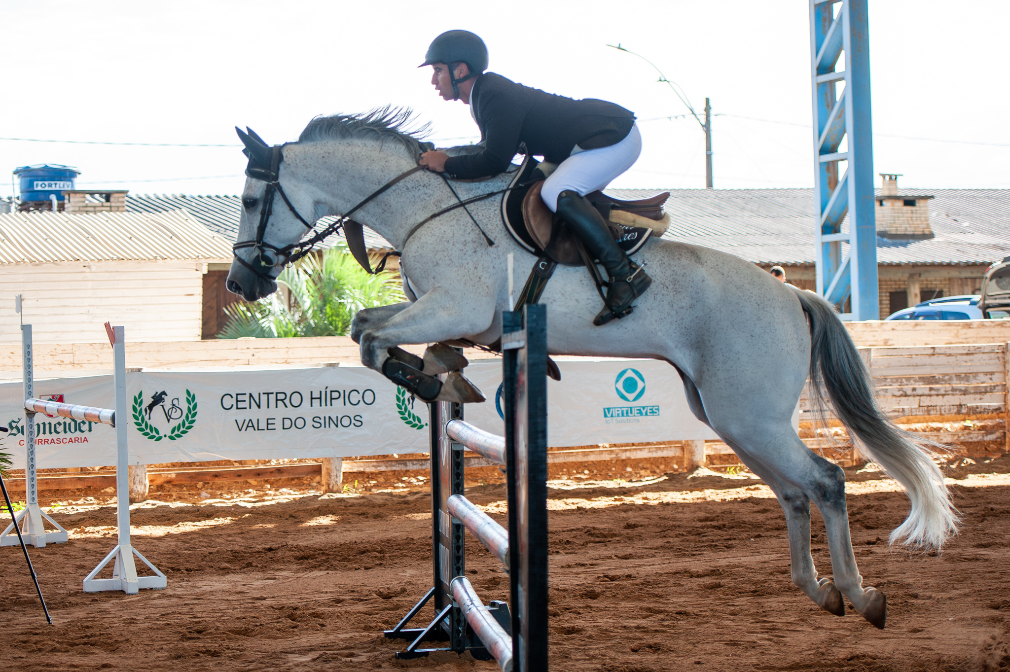 Canoas recebe pela primeira vez etapa estadual de hipismo no Parque do Gaúcho
