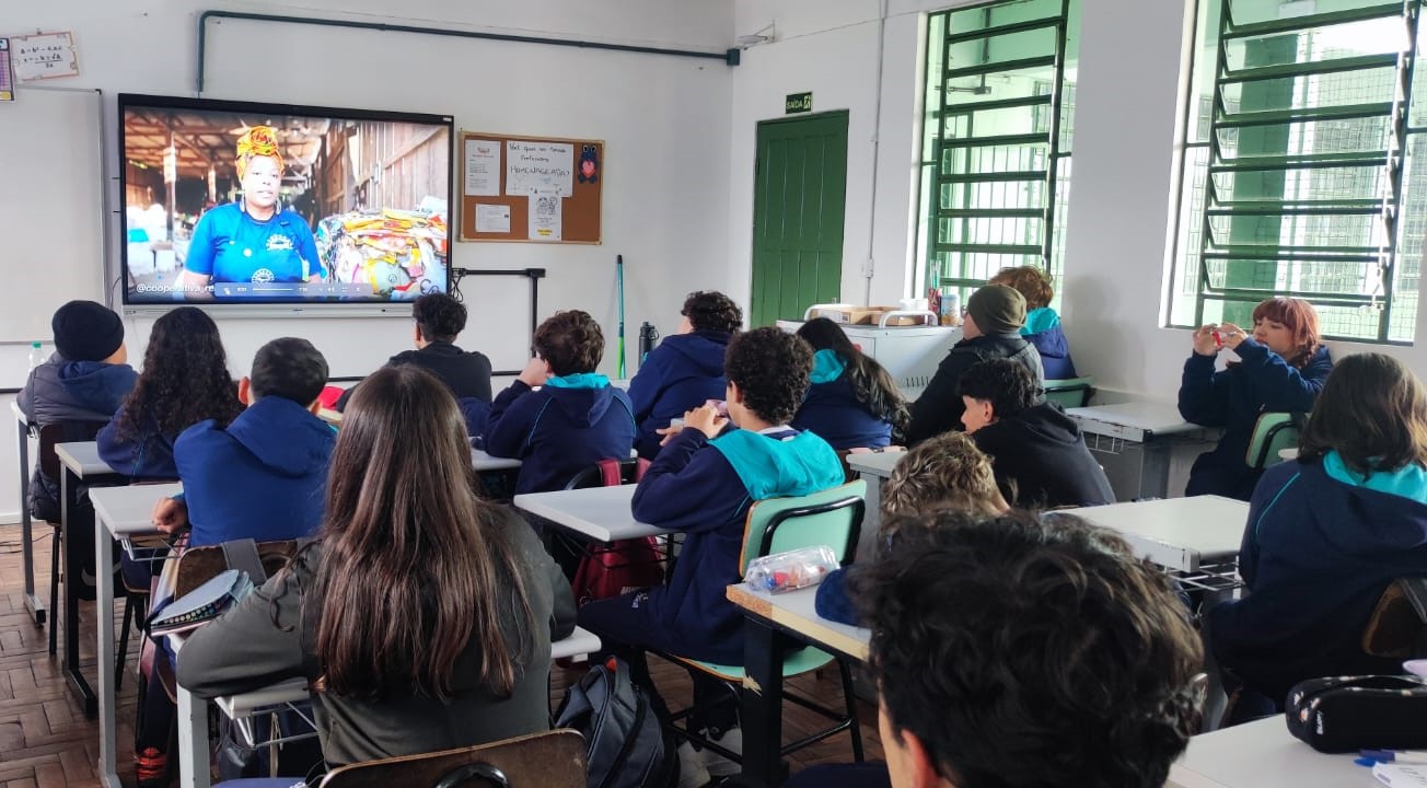 Escolas de Canoas têm ações de conscientização ambiental na Semana Municipal de Incentivo à Reciclagem