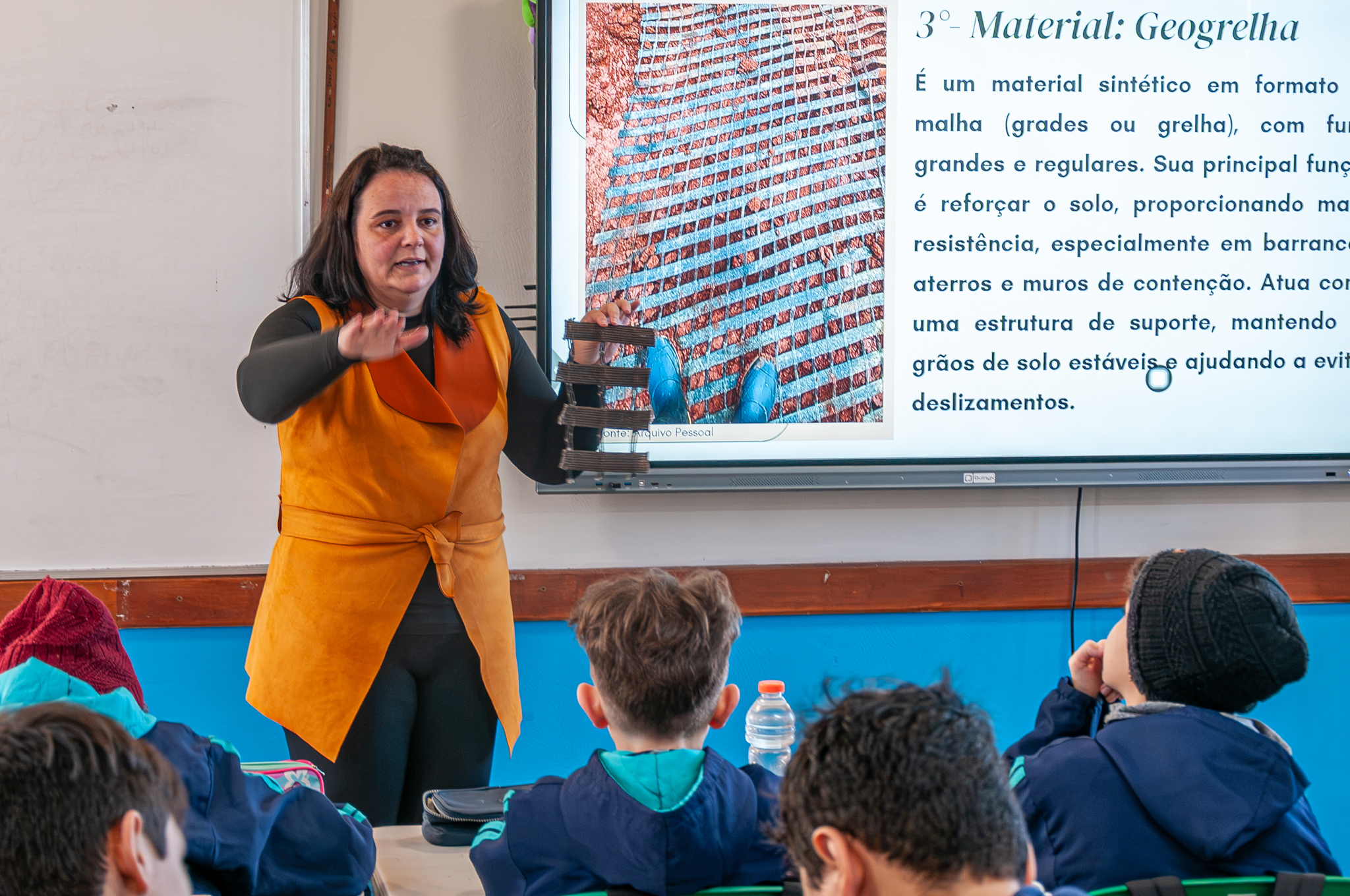 Projeto leva educação ambiental e conscientização sobre os diques para escolas municipais