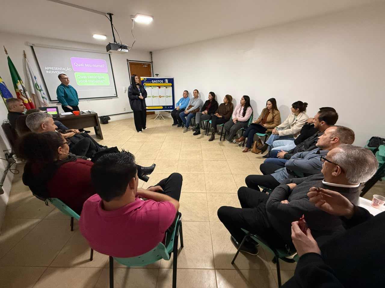 Procon Canoas promove imersão em educação financeira para servidores da Secretaria de Desenvolvimento Econômico e Inovação