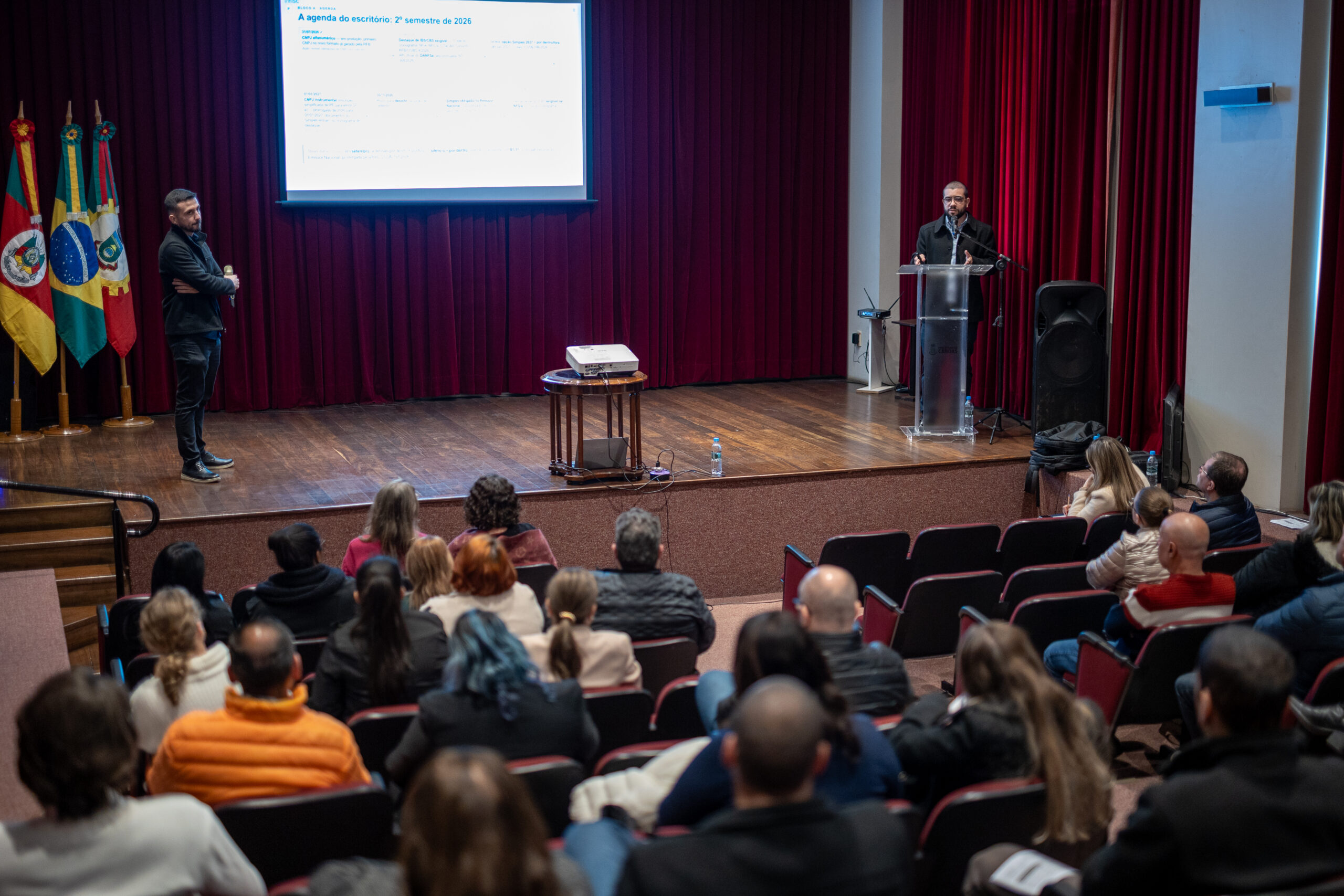 Palestra orienta contadores sobre mudanças da Reforma Tributária