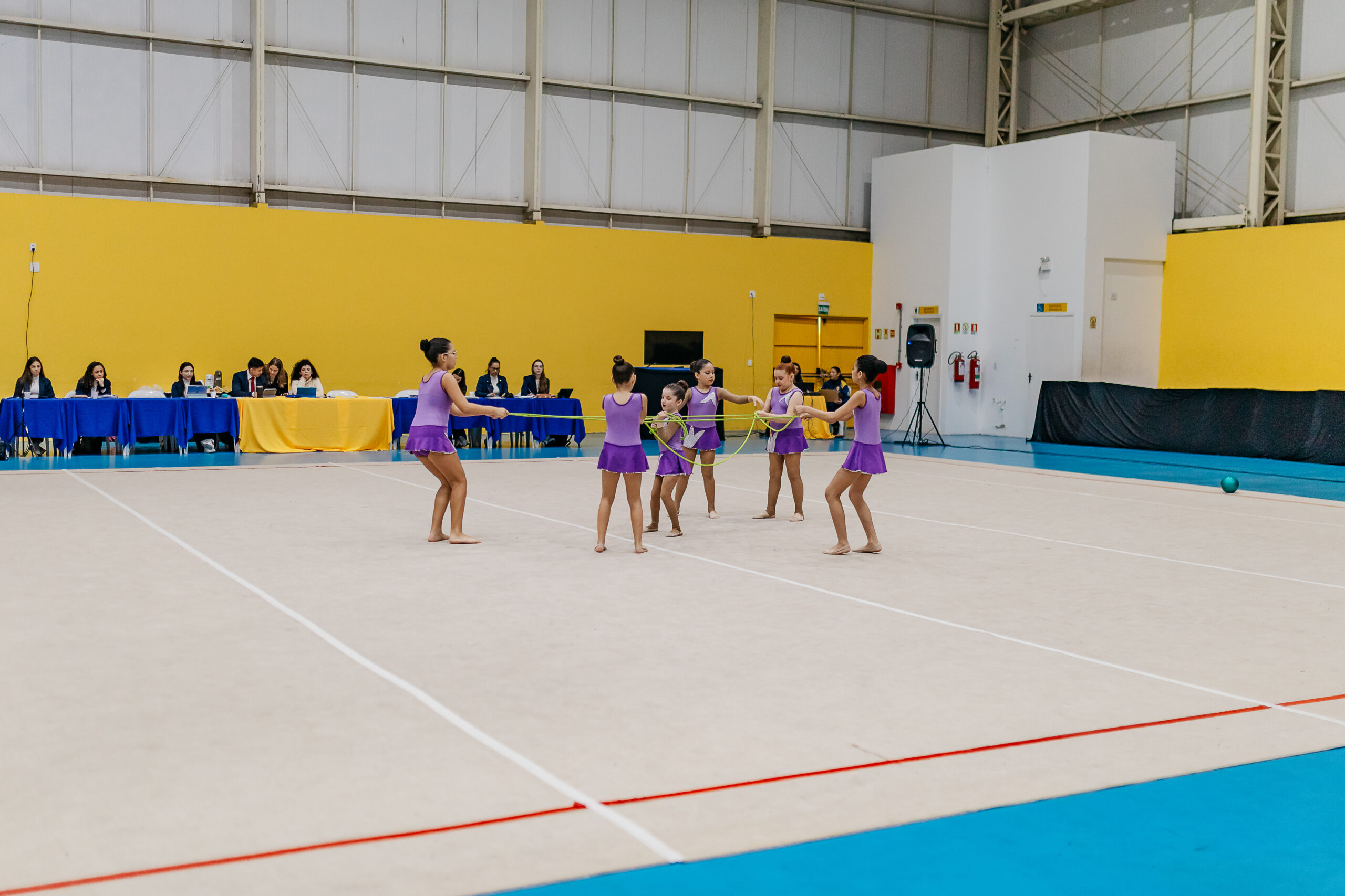 Canoas realiza Torneio Amistoso de Ginástica Rítmica